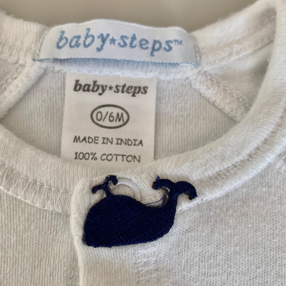 Baby 0-3-6 mo lot jacket / whale jumpsuit /onesie - Picture 3 of 7